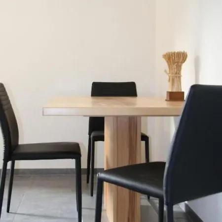 Apartment Apartment Appartement Dans Une Ferme Renovee - 4Pers- By Interhome Chardonne