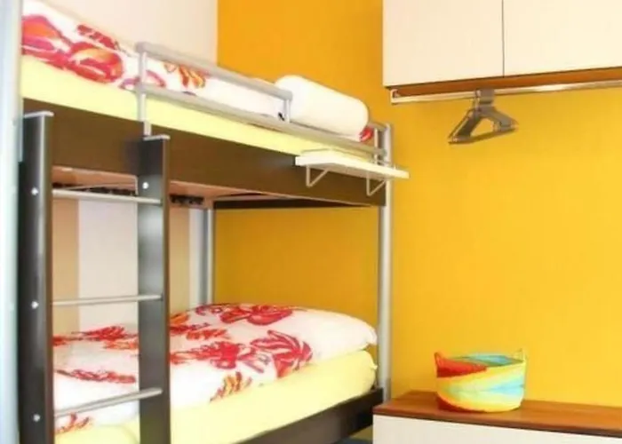 Im - 4 Pers- By Interhome